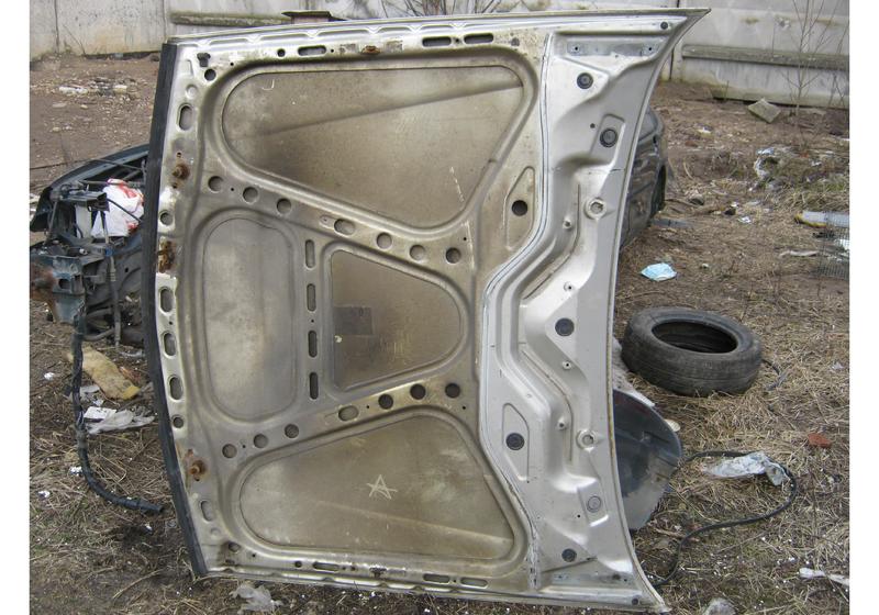 Капот Audi 100 С3