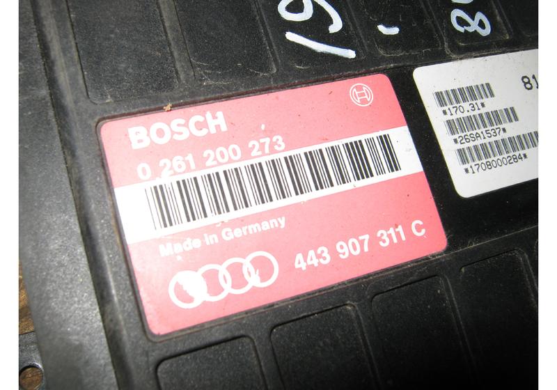 Электронный блок управления (ЭБУ) Audi 80 B4