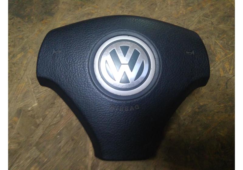 Подушка безопасности в руль Volkswagen Bora 