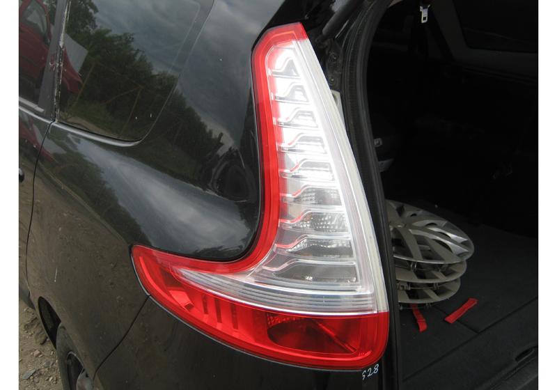 Фонарь задний левый Renault Scenic 3