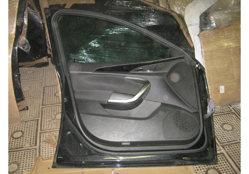 Дверь передняя левая Opel Insignia A