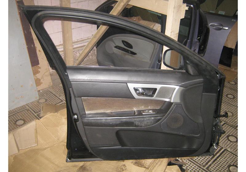 Дверь передняя левая Jaguar XF X250