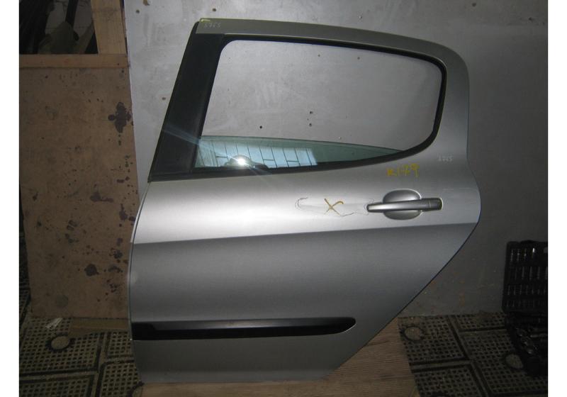 Дверь задняя левая Peugeot 308 1