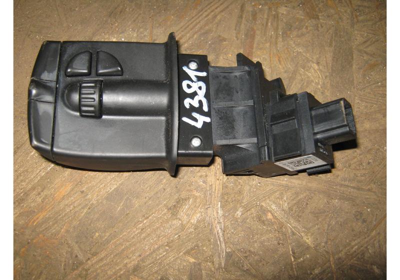 Переключатель подрулевой управления магнитолой Renault Megane 3