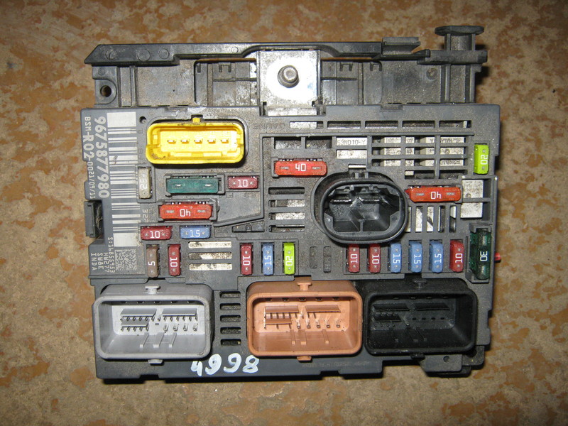 Блок предохранителей для Peugeot 3008 2010-2016 новые и б/у купить в Балакове