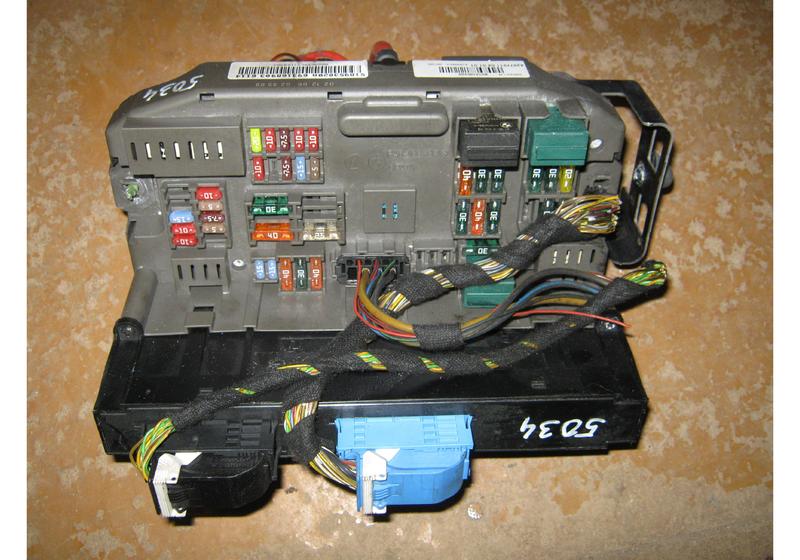 61149145115 Блок предохранителей bmw X5 E70 купить бу по цене 5543 руб. Z1561706