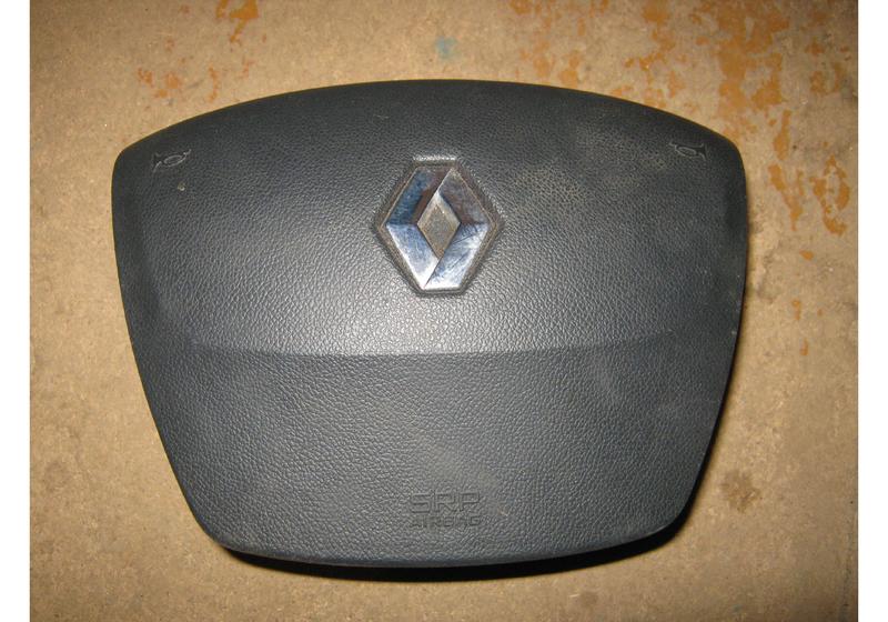 Подушка безопасности в руль Renault Megane 3