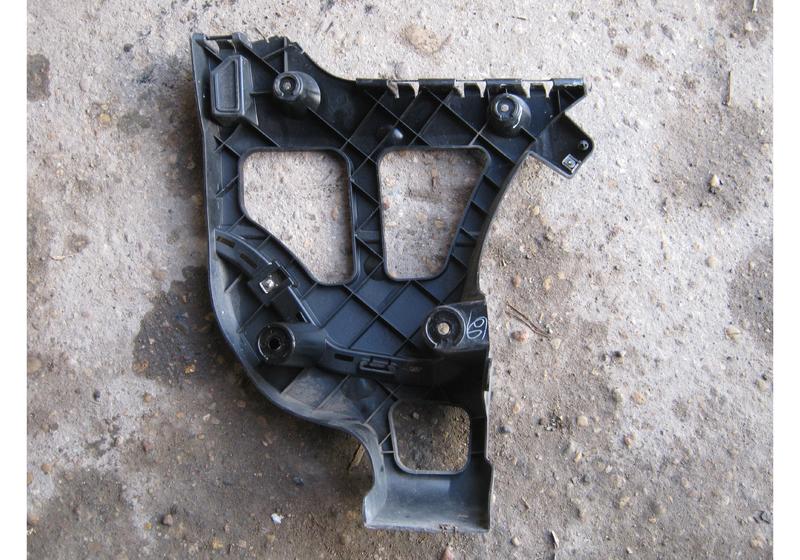 Кронштейн заднего бампера левый BMW X5 E70