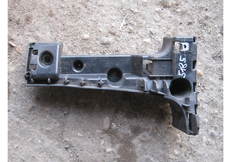 Кронштейн заднего бампера правый BMW X5 E70