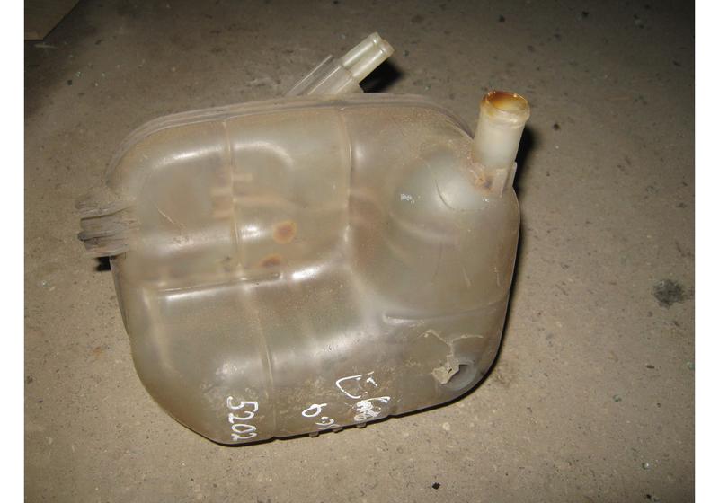 Расширительный бачок Opel Astra H