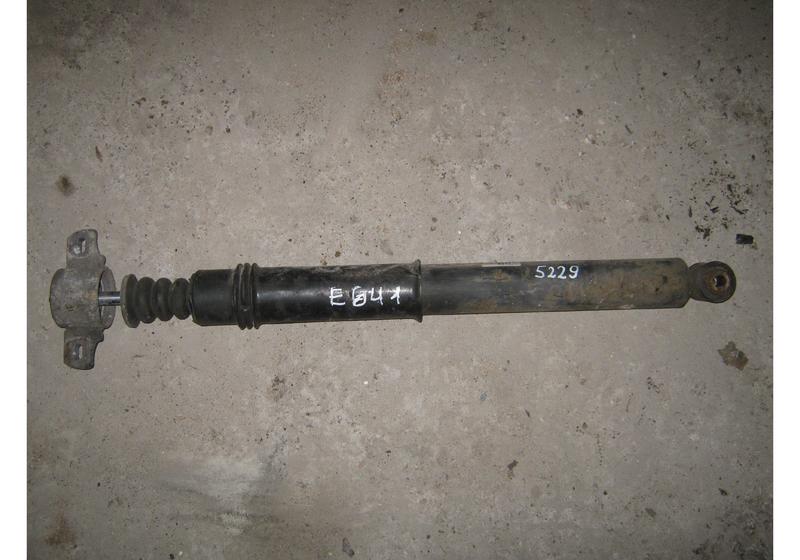 Амортизатор задний