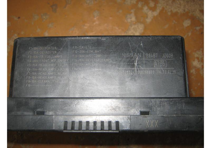 Блок предохранителей Nissan Qashqai J10