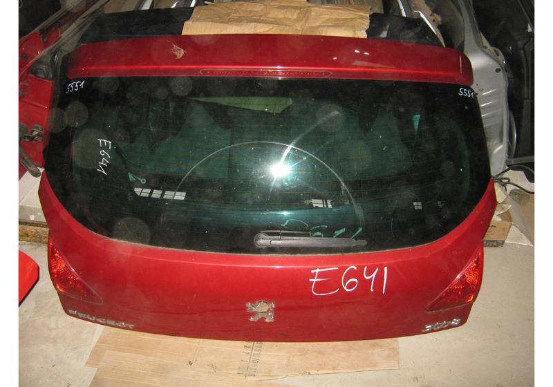 Дверь багажника Peugeot 3008 U5