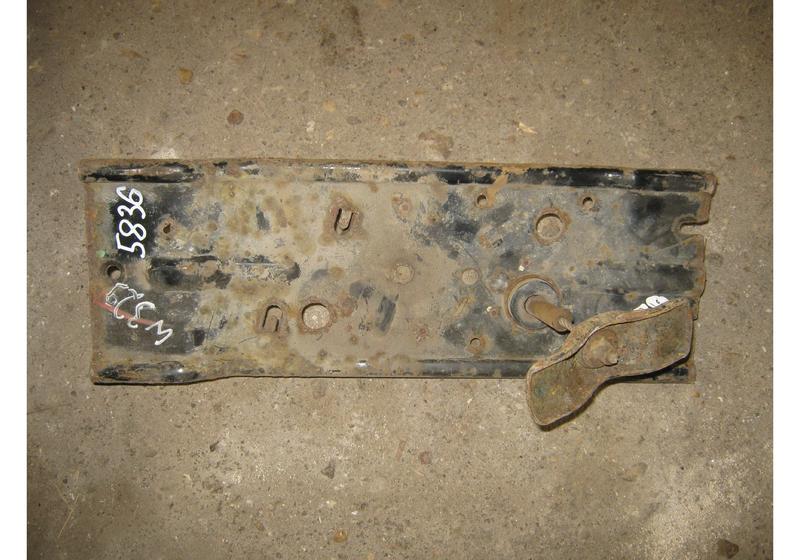 Крепление запаски Jeep Grand Cherokee WH WK