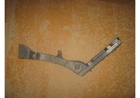 Кронштейн заднего бампера левый Peugeot 3008 U5