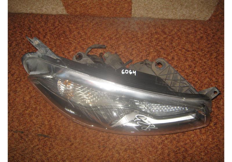 Фара правая Nissan Qashqai J10