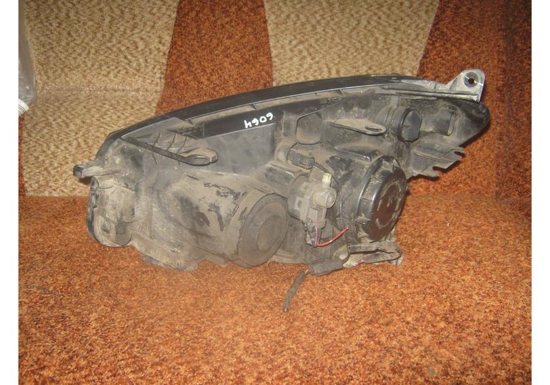 Фара правая Nissan Qashqai J10