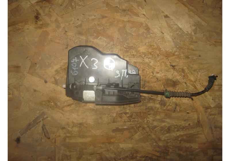 Замок двери задней левой BMW X3 E83