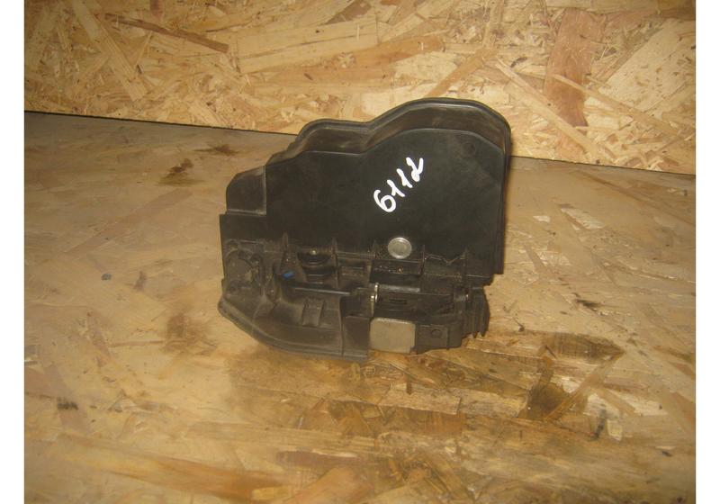 Замок двери задней правой BMW X3 E83