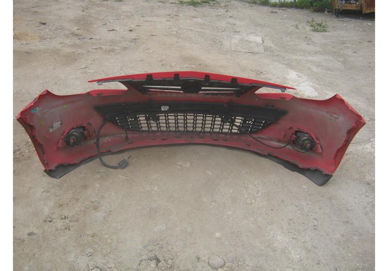 Бампер передний Opel Astra J