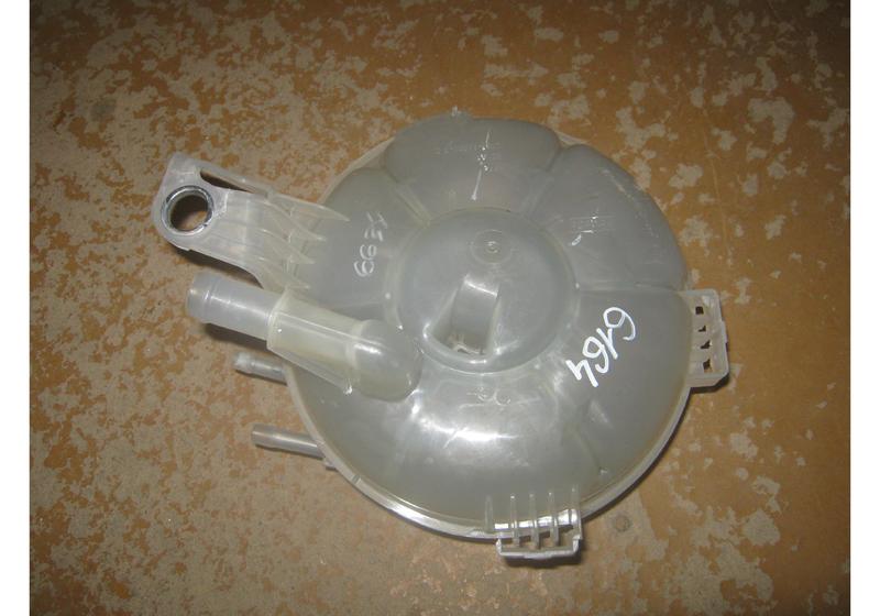 Расширительный бачок Ford Escape 4 MK4