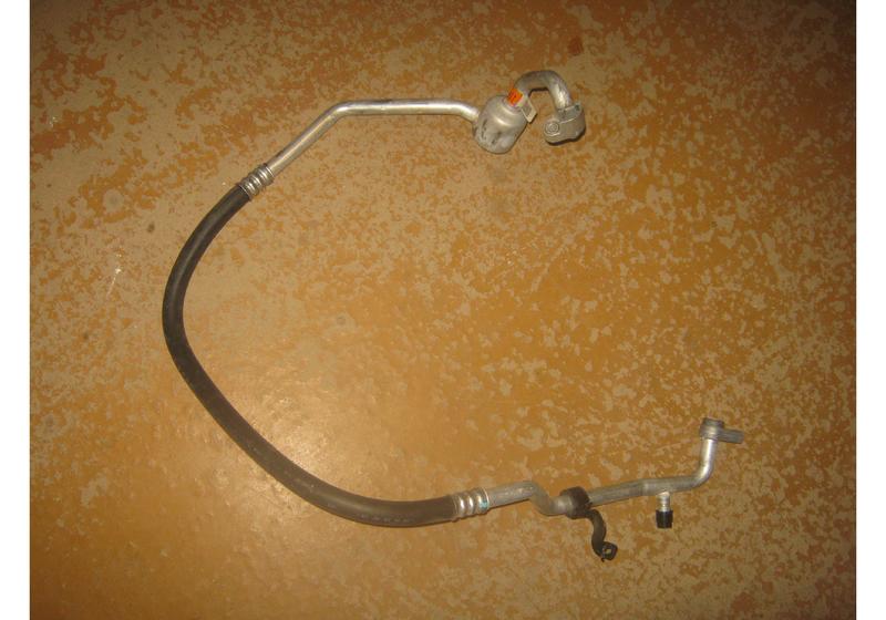 Трубка кондиционера Ford Escape 4 MK4