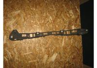 Кронштейн заднего бампера центральный Opel Astra J