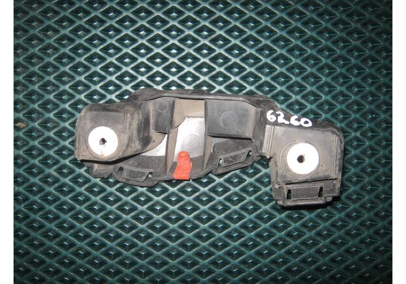 Кронштейн заднего бампера левый Opel Astra J