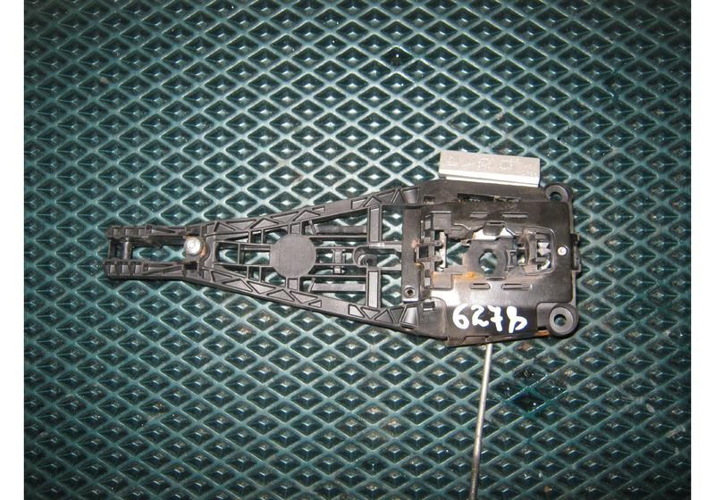 Механизм ручки передней левой двери Opel Astra J