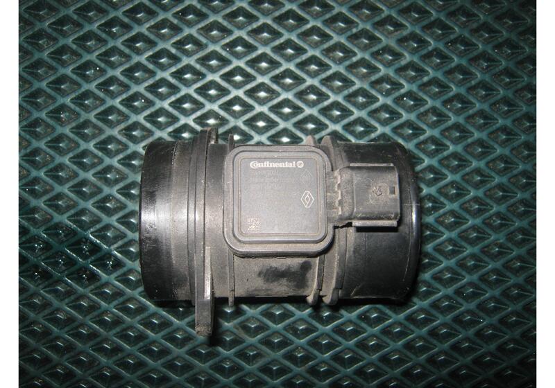 Расходомер воздуха (ДМРВ) Renault Megane 3