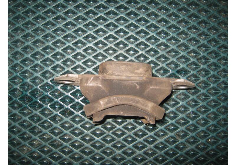 Опора КПП Nissan Qashqai J10