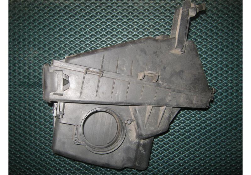 Корпус воздушного фильтра Nissan Qashqai J10