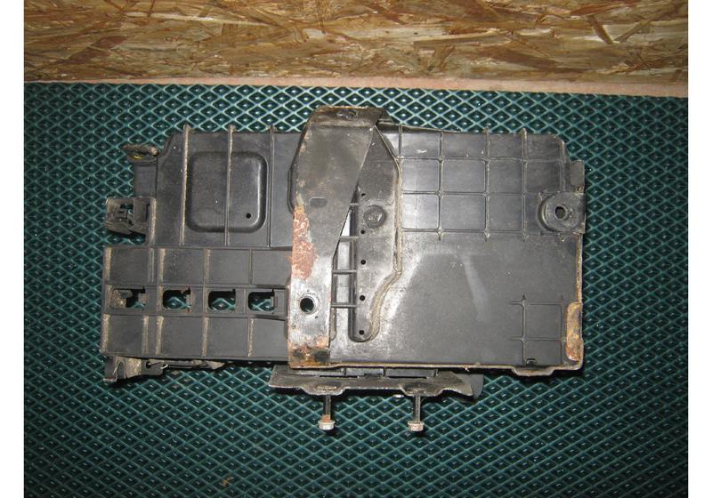 Крепление АКБ Opel Astra J