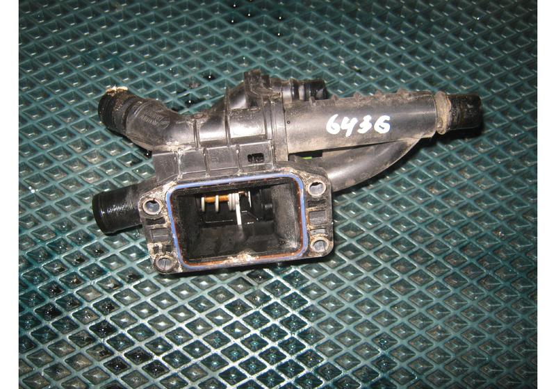 Корпус термостата Peugeot 3008 U5