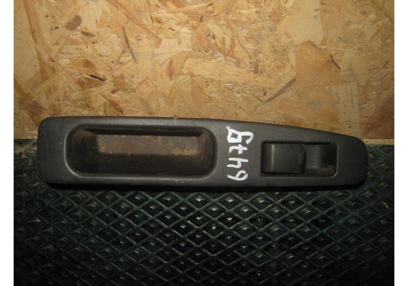 Кнопка стеклоподъемника Nissan Qashqai J10