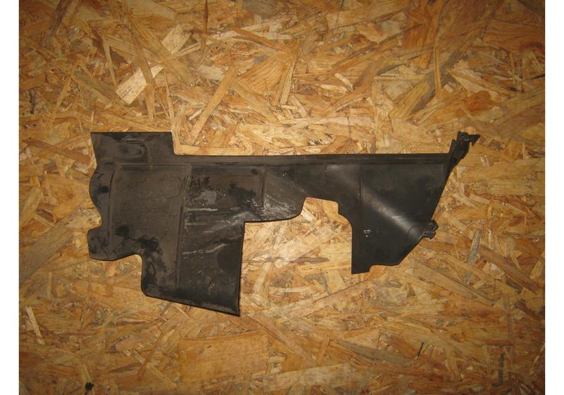 Воздуховод радиатора правый Renault Megane 3