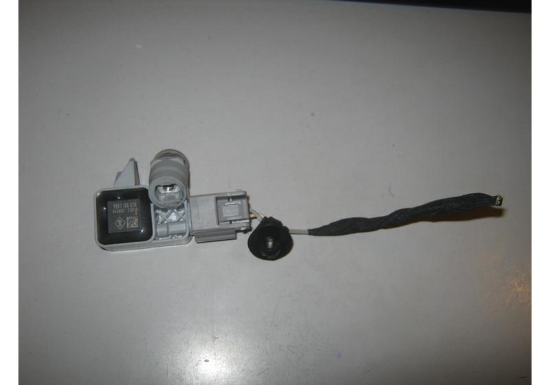 Датчик удара Renault Scenic 3