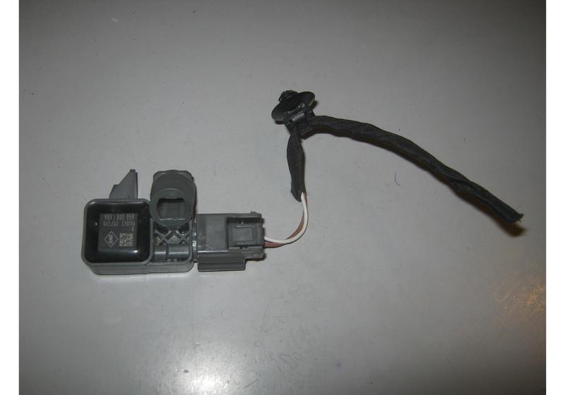 Датчик удара Renault Scenic 3
