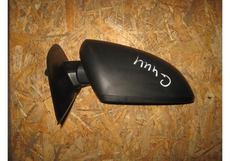 Зеркало правое Nissan Qashqai J10