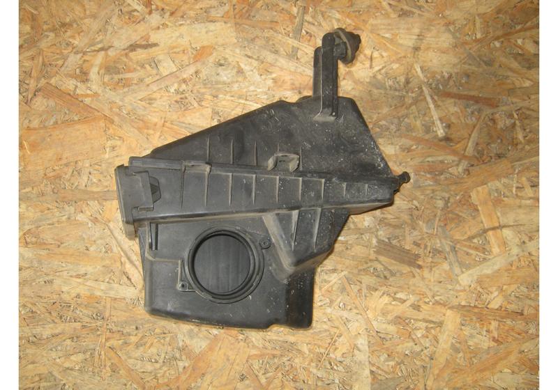 Корпус воздушного фильтра Nissan Qashqai J10