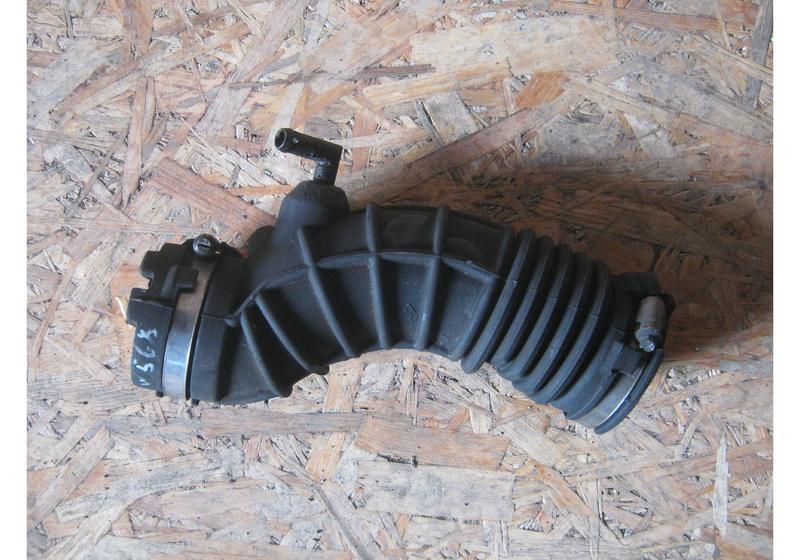 Патрубок воздушного фильтра Renault Megane 3