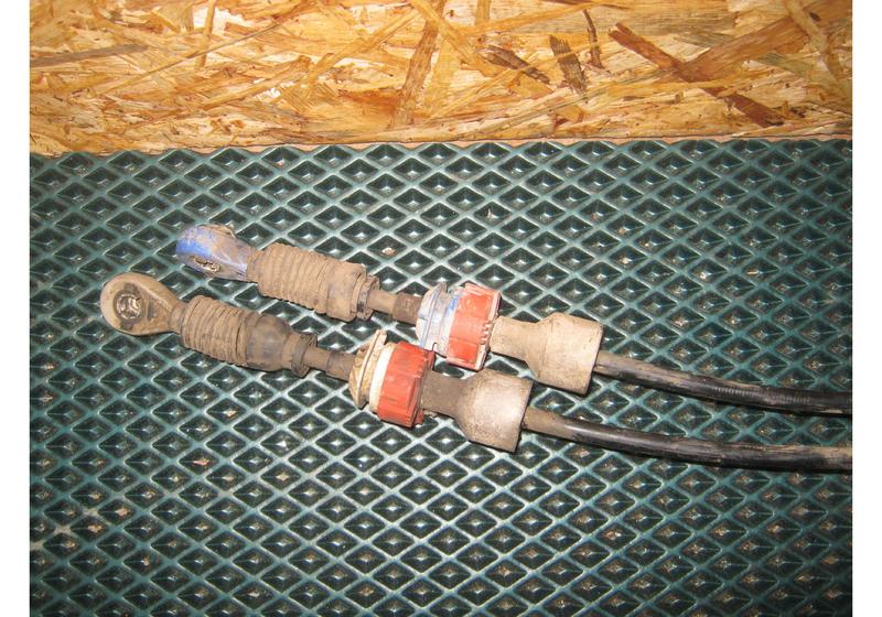 Трос кулисы КПП Nissan Qashqai J10