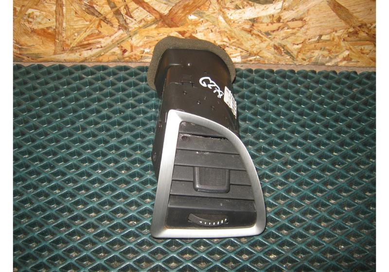 Дефлектор воздуховода Opel Astra J