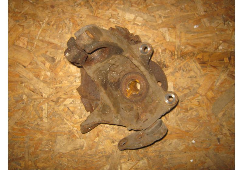 Кулак передний левый Mini Cooper S R56