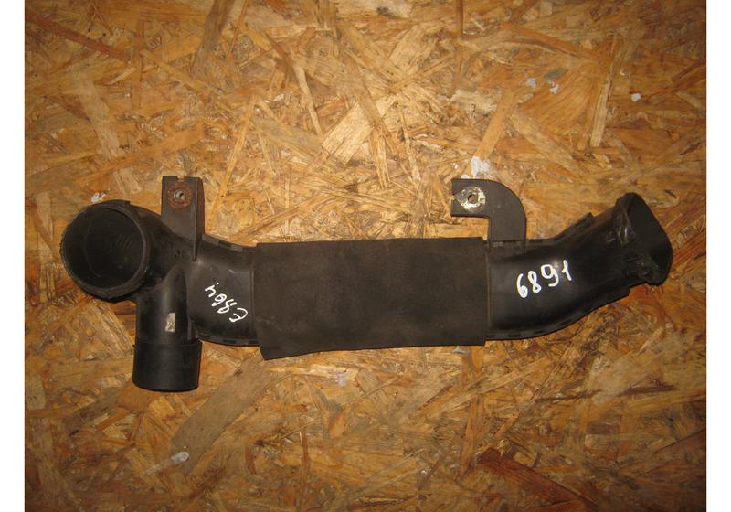 Воздухозаборник Nissan Qashqai J10