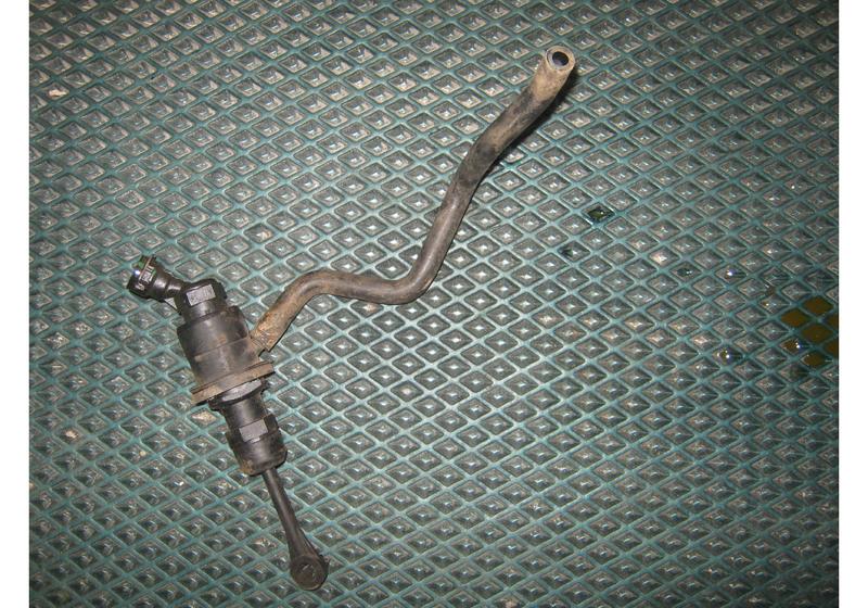 Цилиндр сцепления главный Nissan Qashqai J10