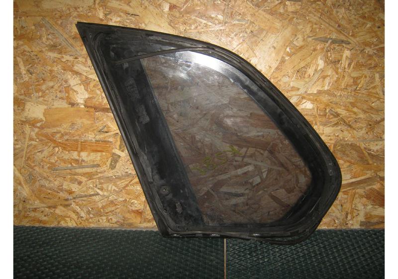 Стекло заднего правого крыла BMW X5 E70