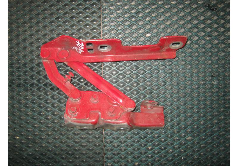 Петля капота левая Opel Astra J