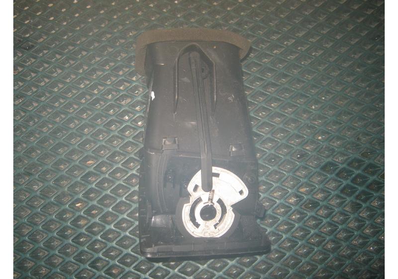 Дефлектор воздуховода Opel Astra J