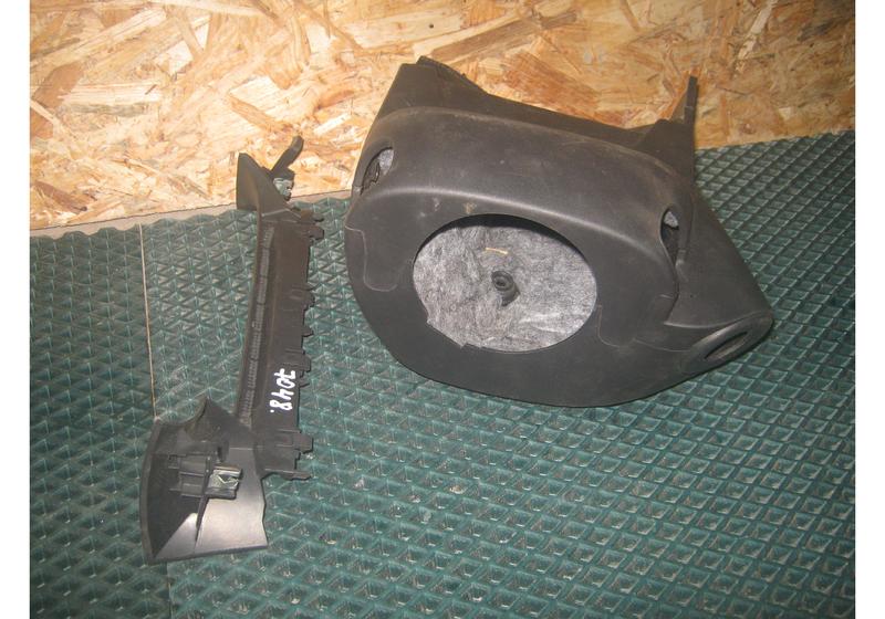 Кожух рулевой колонки Opel Astra J